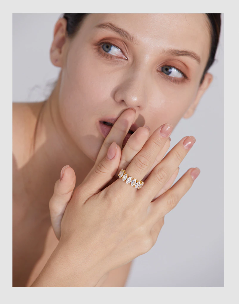 Bague de luxe éclatante
