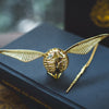 Boîte à Anneau Orb avec Ailes Dorées – Coffret à Bijoux de Luxe Portable