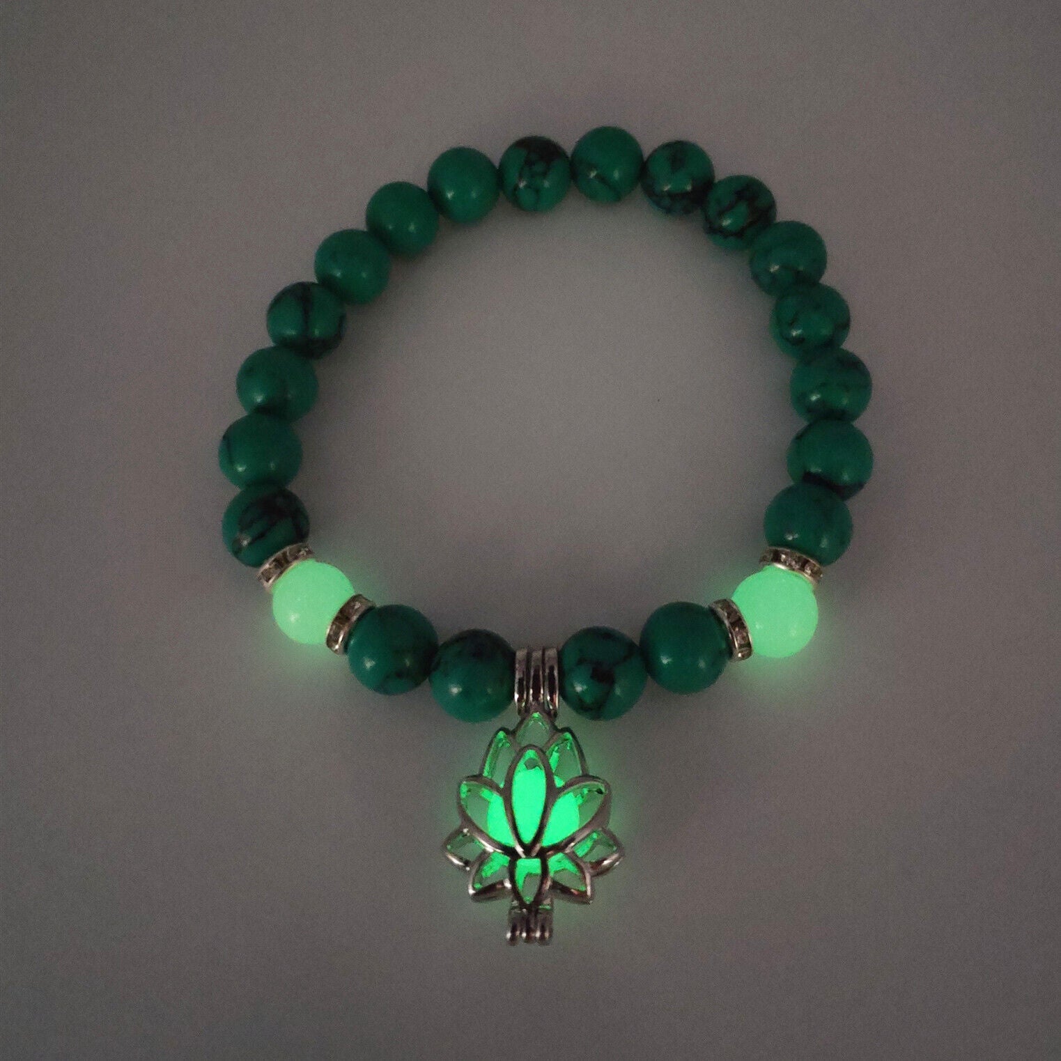 Bracelet Charme Lotus Luminescent