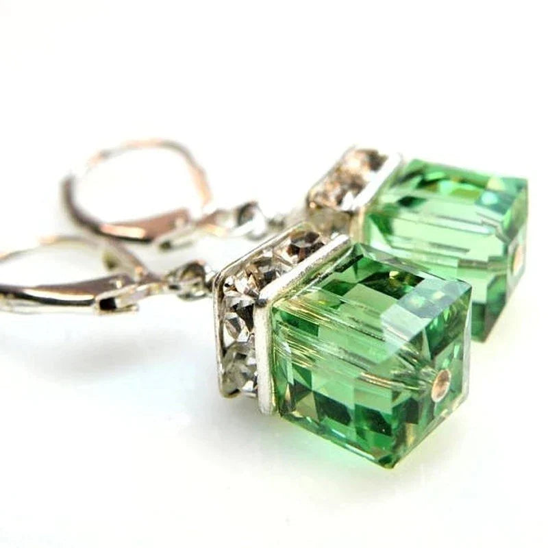 Boucles d'oreilles en cristal de péridot en forme de goutte