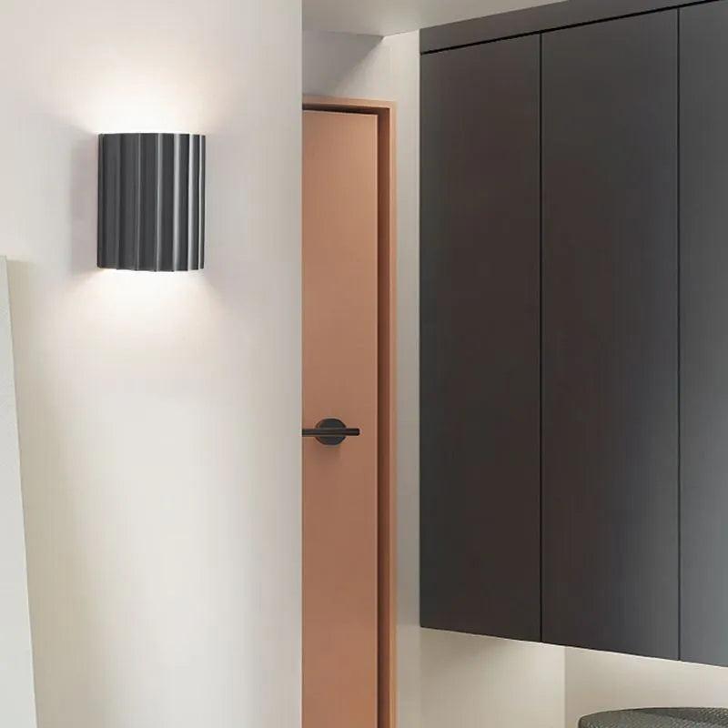 Applique Murale Modern Wave – Lampe LED Élégante pour Intérieurs Contemporains
