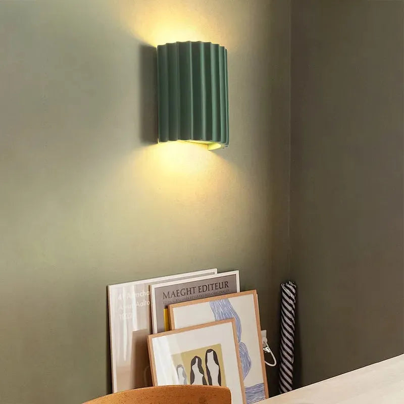 Applique Murale Modern Wave – Lampe LED Élégante pour Intérieurs Contemporains