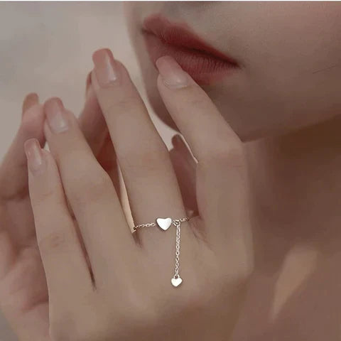 Bague en forme de cœur ajustable avec franges
