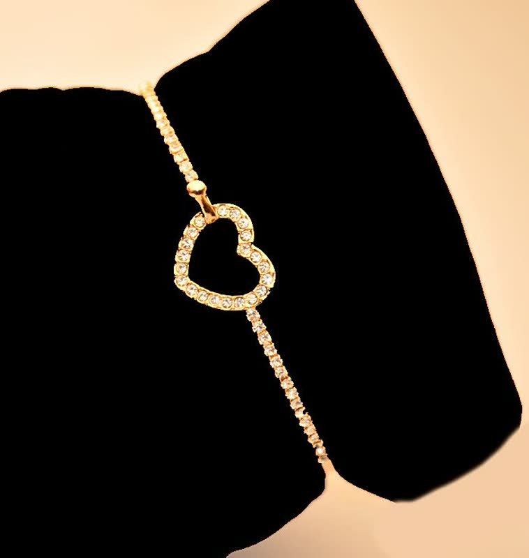 Bracelet d'amour doré avec charme