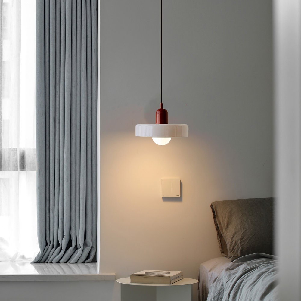Suspension colorée de style Bauhaus - StiloGlas