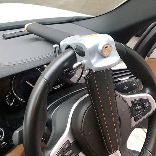 Barre de verrouillage de volant puissante - Verrouillage de sécurité pour voiture, Prévention du vol, Protection de volant réglable, Durable et facile à installer