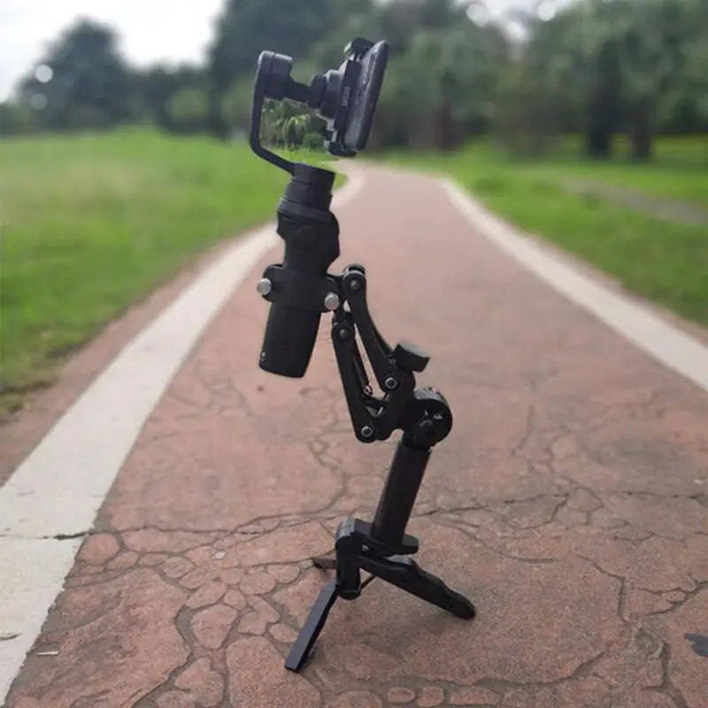 Stabilisateur Gimbal à 4 axes pour Smartphones – Prises de vue Fluides et Précises