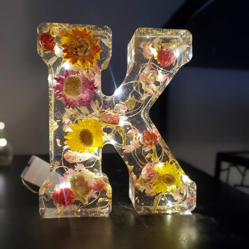 Veilleuse FloraGlow Flower | Lampe à initiales décorative avec éclairage LED doux pour une ambiance romantique