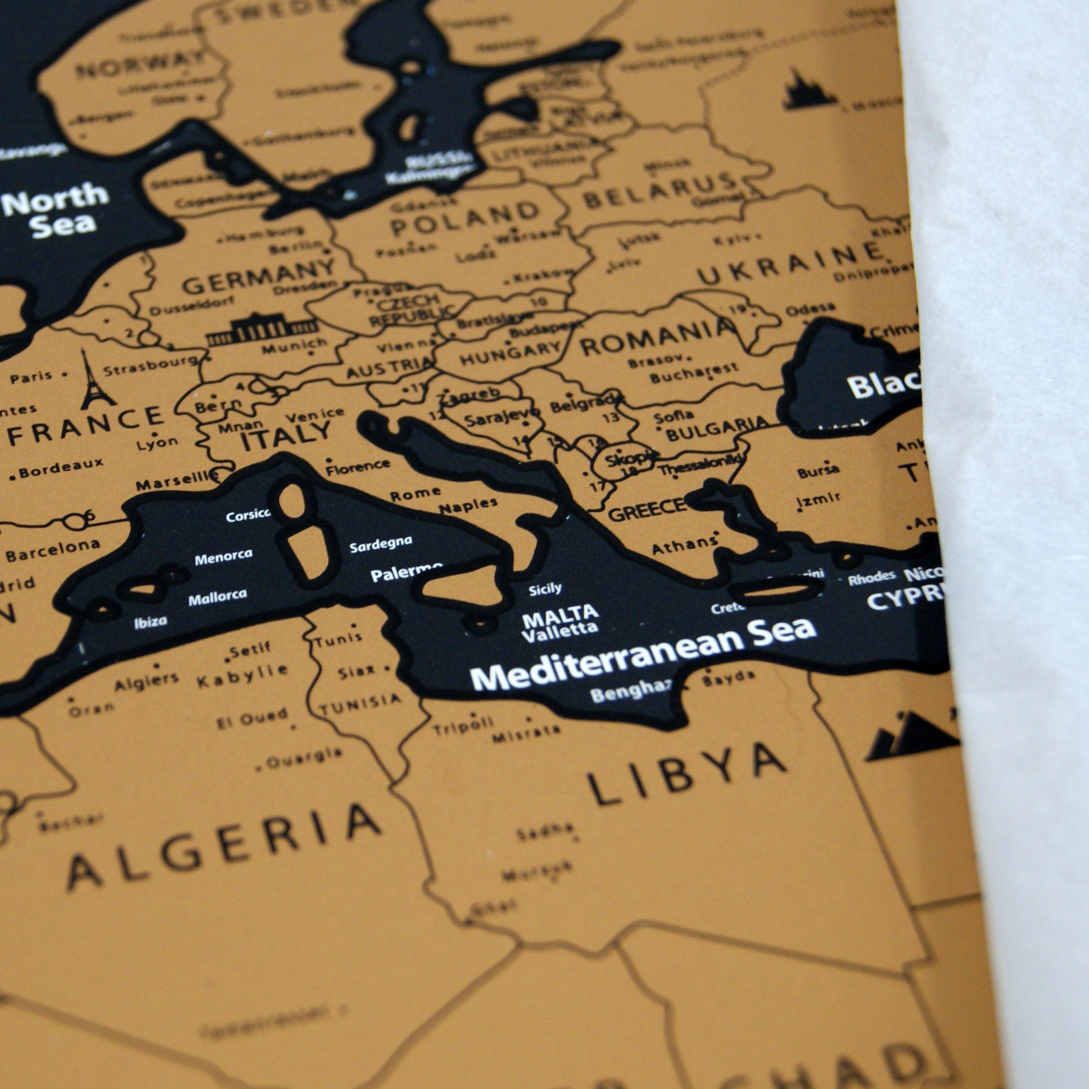 VoyageLuxe Carte du Monde à Gratter XL | Explorez le monde avec style et personnalisez vos voyages en un clin d'œil
