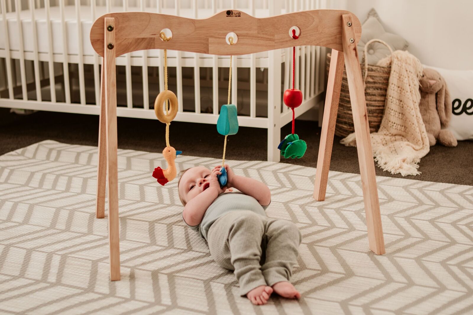 Tapis de jeu pour bébé stimulant – Pour des moments de jeu joyeux