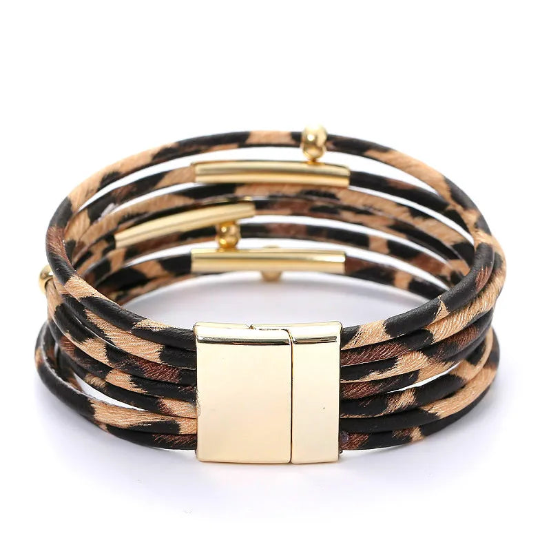 Bracelet en cuir multicouches avec motif léopard