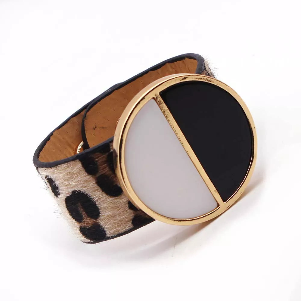 Bracelet en cuir léopard
