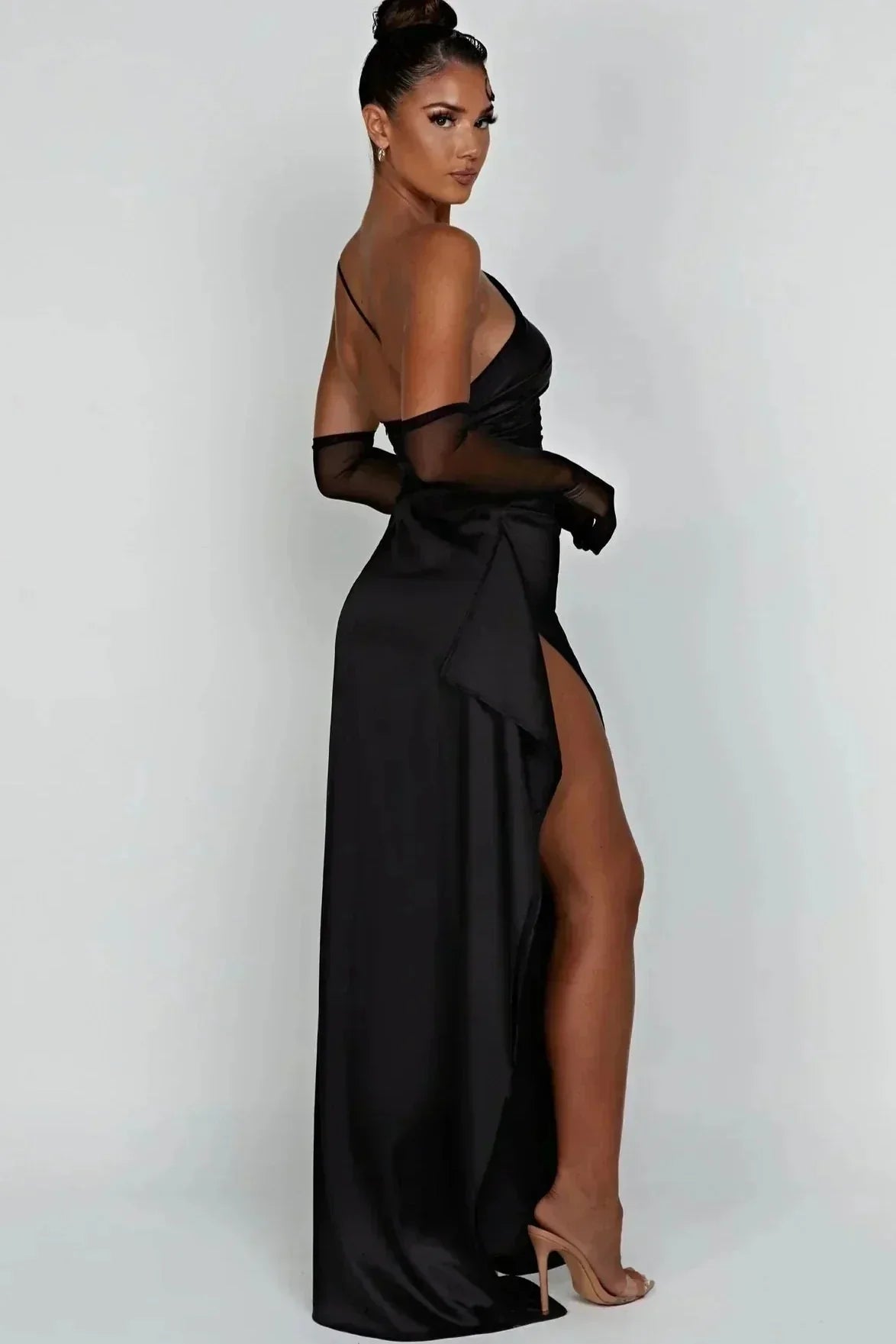 Souci | Robe maxi asymétrique avec fente haute