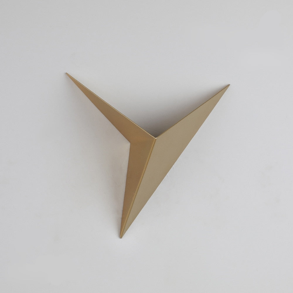 Applique Murale Triangulaire Moderne - TrigoLux