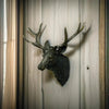 MysticHorn™ | Décor mural tête de cerf majestueux | Design de bois de cerf rustique pour la décoration de maison de chalet et de lodge
