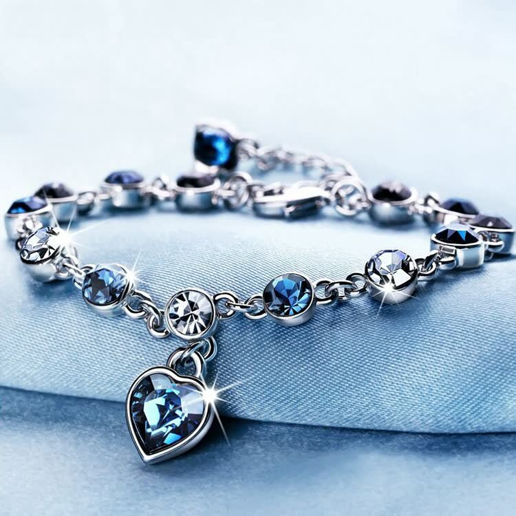 BlueBracelet : Bracelet avec pierre bleue pour femmes