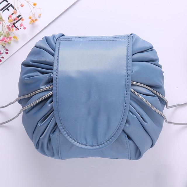 Trousse de maquillage élégante pour un look organisé et raffiné
