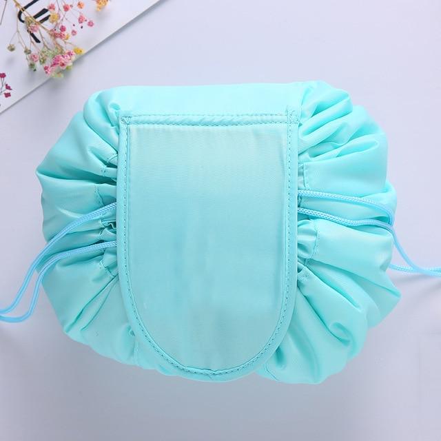 Trousse de maquillage élégante pour un look organisé et raffiné