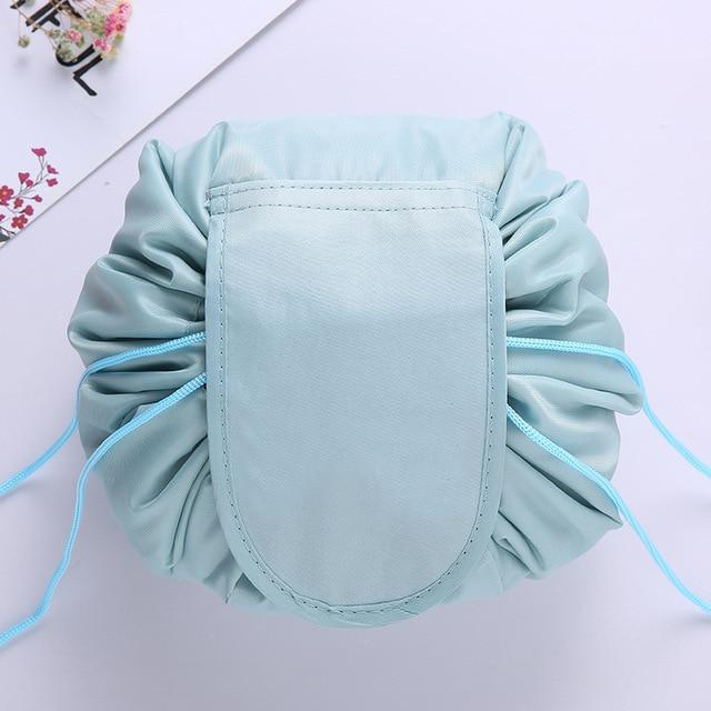 Trousse de maquillage élégante pour un look organisé et raffiné