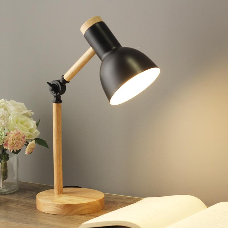 LuxeNordic Élégante Lampe de Bureau en Bois | Éclairage stylé pour un espace de travail moderne