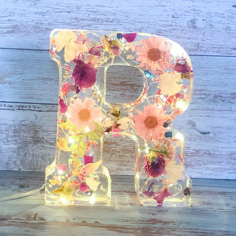 Veilleuse FloraGlow Flower | Lampe à initiales décorative avec éclairage LED doux pour une ambiance romantique