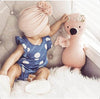 Bonnet turban doux pour bébé avec détail en volants – KuschelGlanz (1+1 Gratuit)