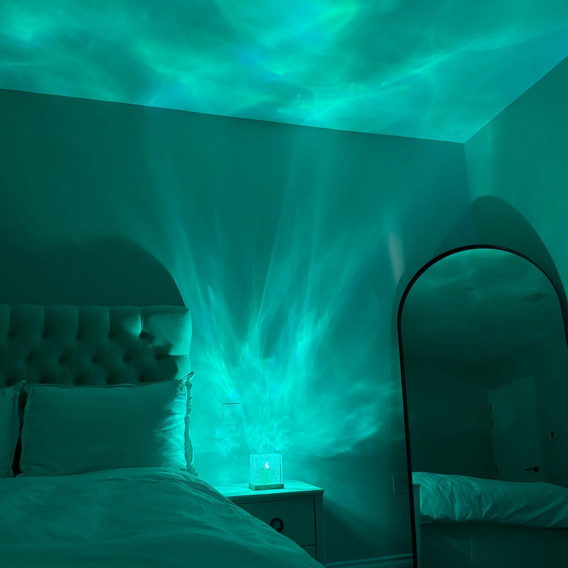 LuxeLumen Lampe Nordique en Bois | Lampe élégante avec 16 options de couleurs pour un éclairage d'ambiance