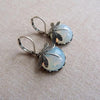 Boucles d'oreilles en goutte de pierre de lune libellule