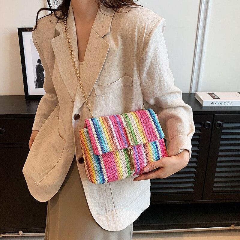 Valerie Élégante Pochette - Chic et Compact