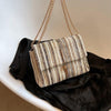 Valerie Élégante Pochette - Chic et Compact