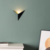 Applique Murale Triangulaire Moderne - TrigoLux